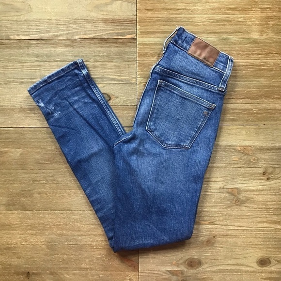Madewell Slim Straight Jeans: Distressed Button-Front Edition - Picture 4 of 11